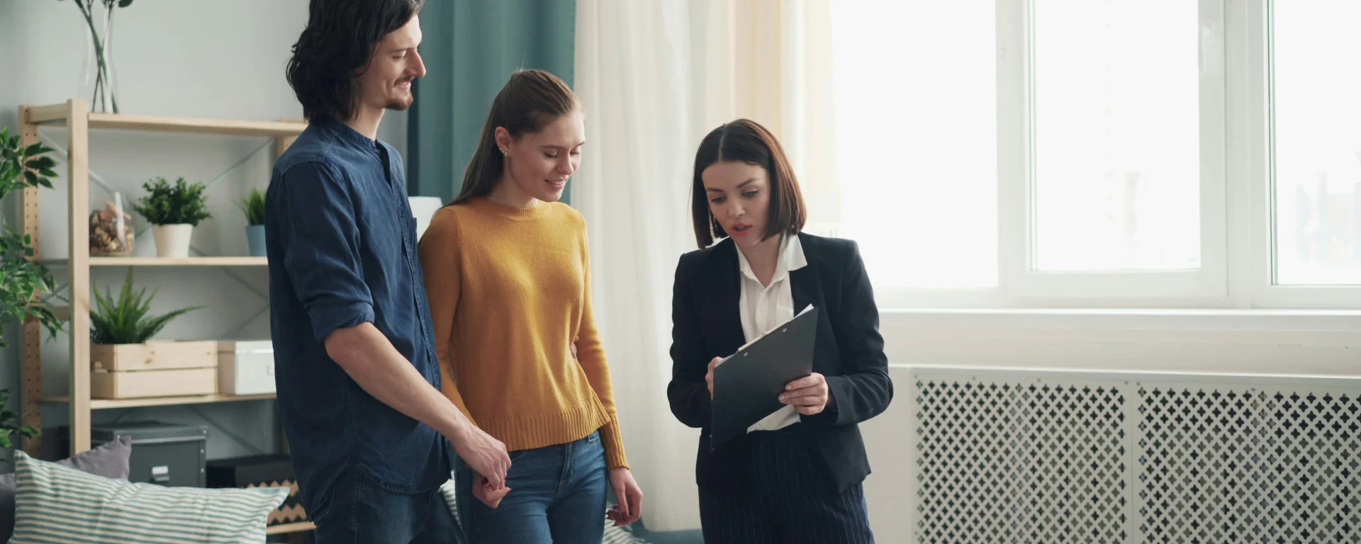 A agent explain Why Choosing the Right Health Insurance Network Matters in 2025